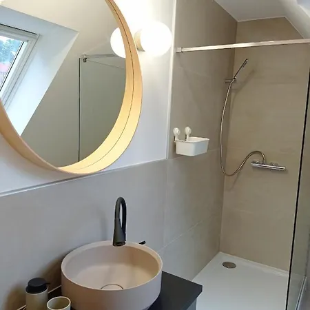 Apartment 39 *