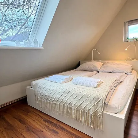 Διαμέρισμα 39 *